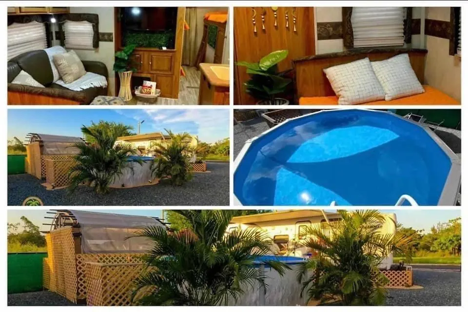 Holiday home Brisas De Isabela Cozy Glamper 1A Villa